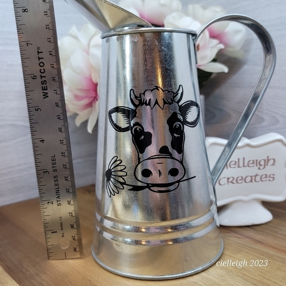 Cute Cow Pitcher / Vase - Picture 2 of 3